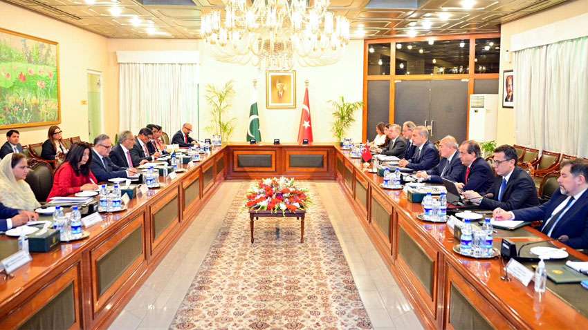 Pakistan and Turkiye vow to broaden trade